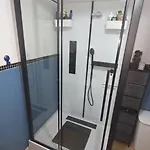 1 Privatunterkunft Aniche